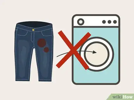 Image intitulée Remove a Stain from a Pair of Jeans Step 2