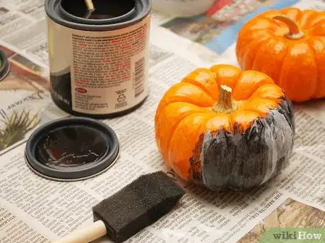 Image intitulée Paint a Pumpkin Step 5