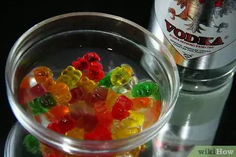 Image intitulée Make Vodka Gummy Bears Step 2