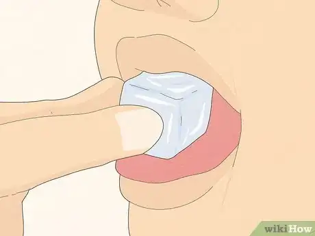 Image intitulée Pierce Your Own Tongue Step 12