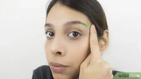 Image intitulée Shape Your Eyebrows with a Razor Step 11