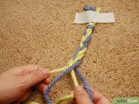 Image intitulée Braid String Step 18