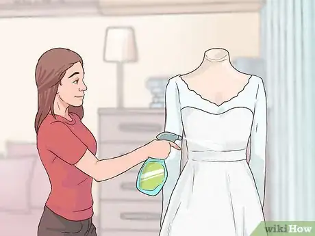 Image intitulée Clean a Wedding Gown Step 9