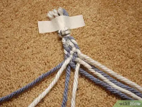 Image intitulée Braid String Step 26