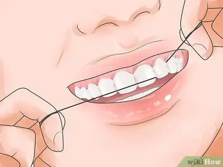 Image intitulée Use Mouthwash Properly Step 12