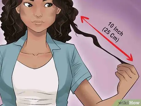 Image intitulée Weigh Curly Hair Down Step 1