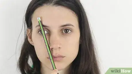 Image intitulée Use Eyebrow Pencil Step 3