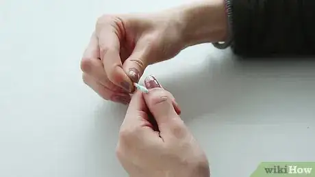 Image intitulée Make Your Nail Polish Matte Step 10