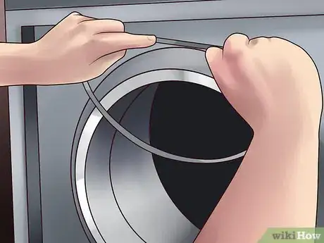 Image intitulée Replace a Washing Machine Door Seal Step 12