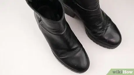 Image intitulée Keep Leather Boots from Cracking Step 15