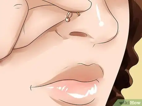 Image intitulée Pierce Your Own Nose Step 11