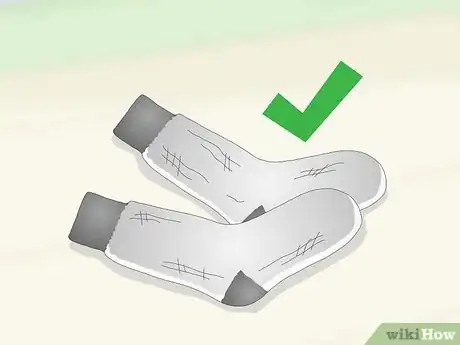 Image intitulée Remove Odor from Your Shoes with Baking Soda Step 14