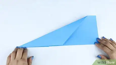 Image intitulée Make a Dart Paper Airplane Step 7