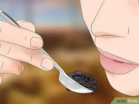 Image intitulée Eat Caviar Step 4