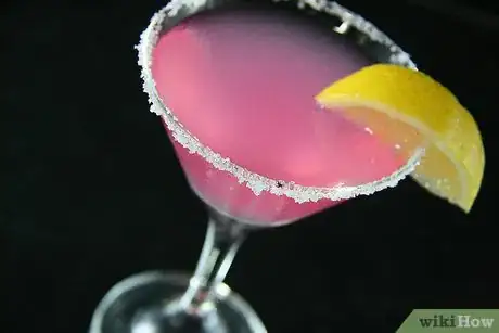 Image intitulée Make a Pomegranate Martini Intro