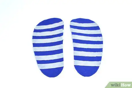 Image intitulée Make Non Slip Socks Step 11