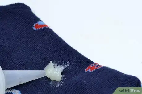Image intitulée Make Non Slip Socks Step 17