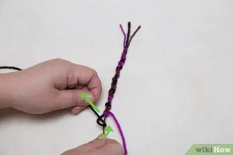 Image intitulée Make Bracelets out of Thread Step 7