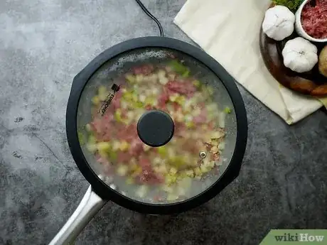 Image intitulée Make Corned Beef Hash Step 5