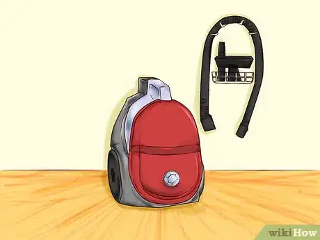 Image intitulée Teach Your Pet Not to be Scared of the Vacuum Cleaner Step 1