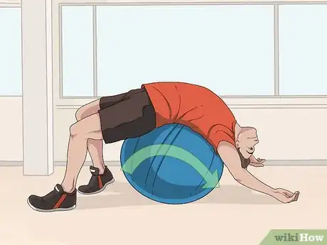 Image intitulée Use an Exercise Ball to Help with Lower Back Pain Step 5