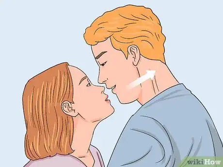 Image intitulée Kiss Your Girlfriend Step 10