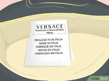 Image intitulée Know if a Versace Bag Is Real Step 3