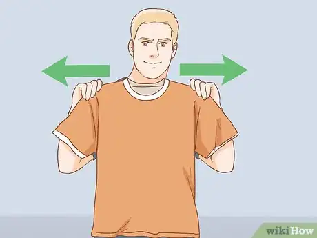 Image intitulée Stretch a Polyester Shirt Step 5