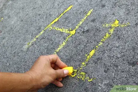 Image intitulée Make Sidewalk Chalk Step 20