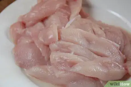 Image intitulée Cook Thin Sliced Chicken Breast Step 1