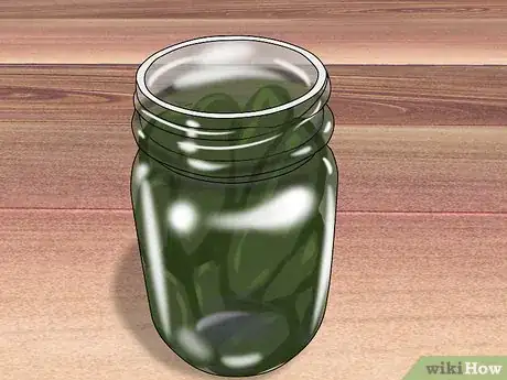 Image intitulée Open a Pickle Jar Step 7