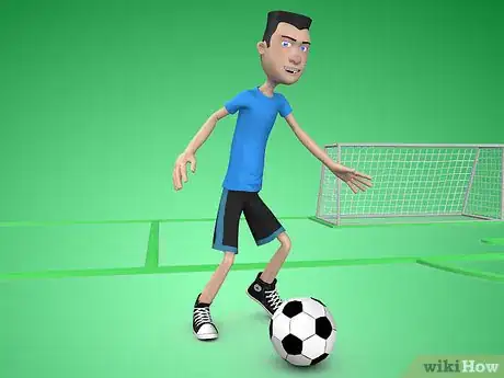 Image intitulée Improve Your Game in Soccer Step 14