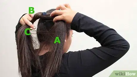 Image intitulée Braid Hair Step 5