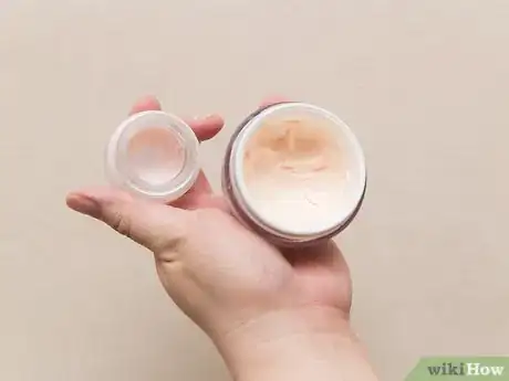 Image intitulée Apply Face Cream Step 11