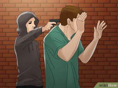 Image intitulée Disarm a Criminal with a Handgun Step 11