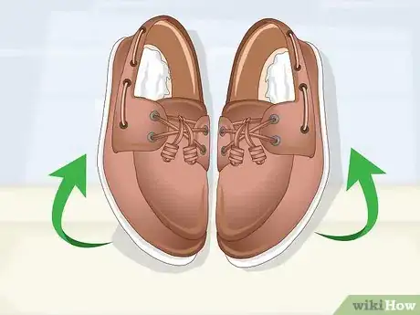 Image intitulée Remove Odor from Your Shoes with Baking Soda Step 10