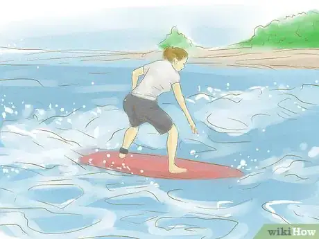 Image intitulée Stand Up on a Surfboard Step 9