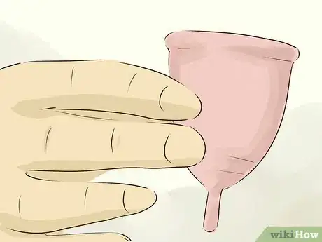 Image intitulée Use a Menstrual Cup Step 18