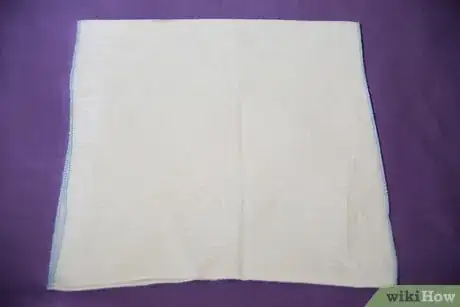 Image intitulée Fold a Cloth Diaper Step 25