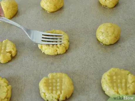 Image intitulée Make Peanut Butter Cookies Step 9