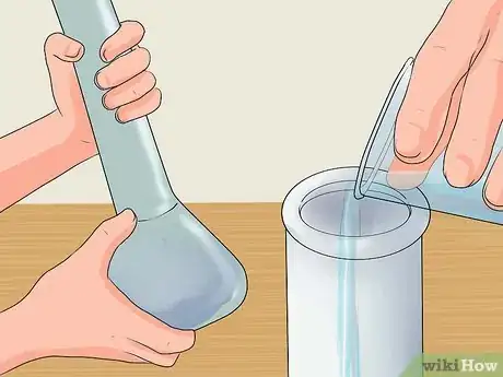 Image intitulée Use a Water Bong Step 27