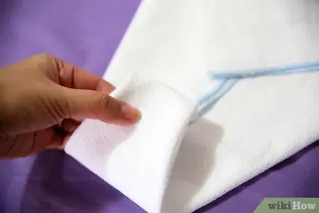 Image intitulée Fold a Cloth Diaper Step 22