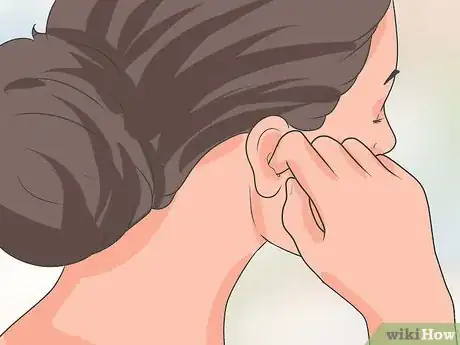 Image intitulée Identify Swimmer's Ear Step 1