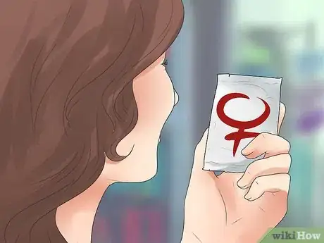 Image intitulée Use a Female Condom Step 4
