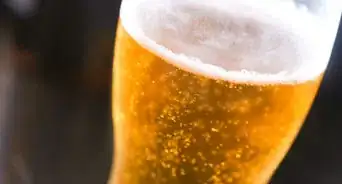 geler une bière ou d'autres boissons en bouteille en quelques secondes