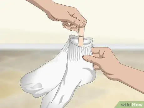 Image intitulée Wash Socks Step 5