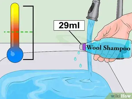 Image intitulée Wash a Wool Coat Step 5
