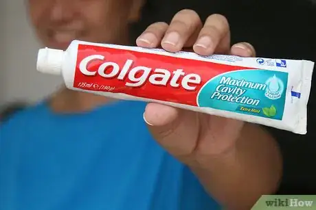 Image intitulée Apply Toothpaste on Pimples Step 12