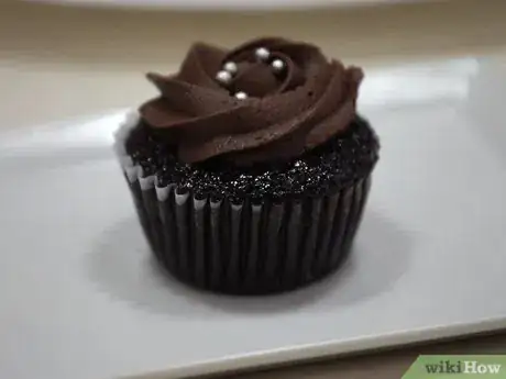 Image intitulée Eat a Cupcake Step 14