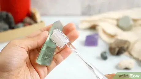 Image intitulée Clean Quartz Crystals Step 1